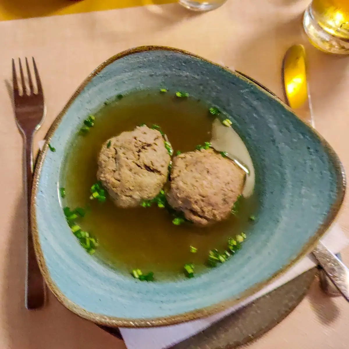 Leberknödelsuppe