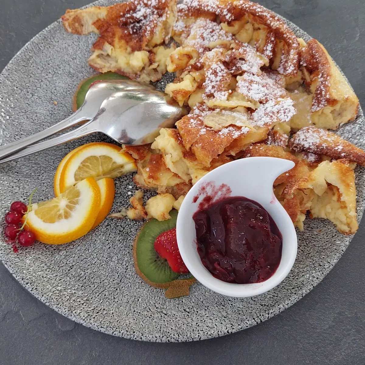 Kaiserschmarrn Mit Zwetschkenröster
