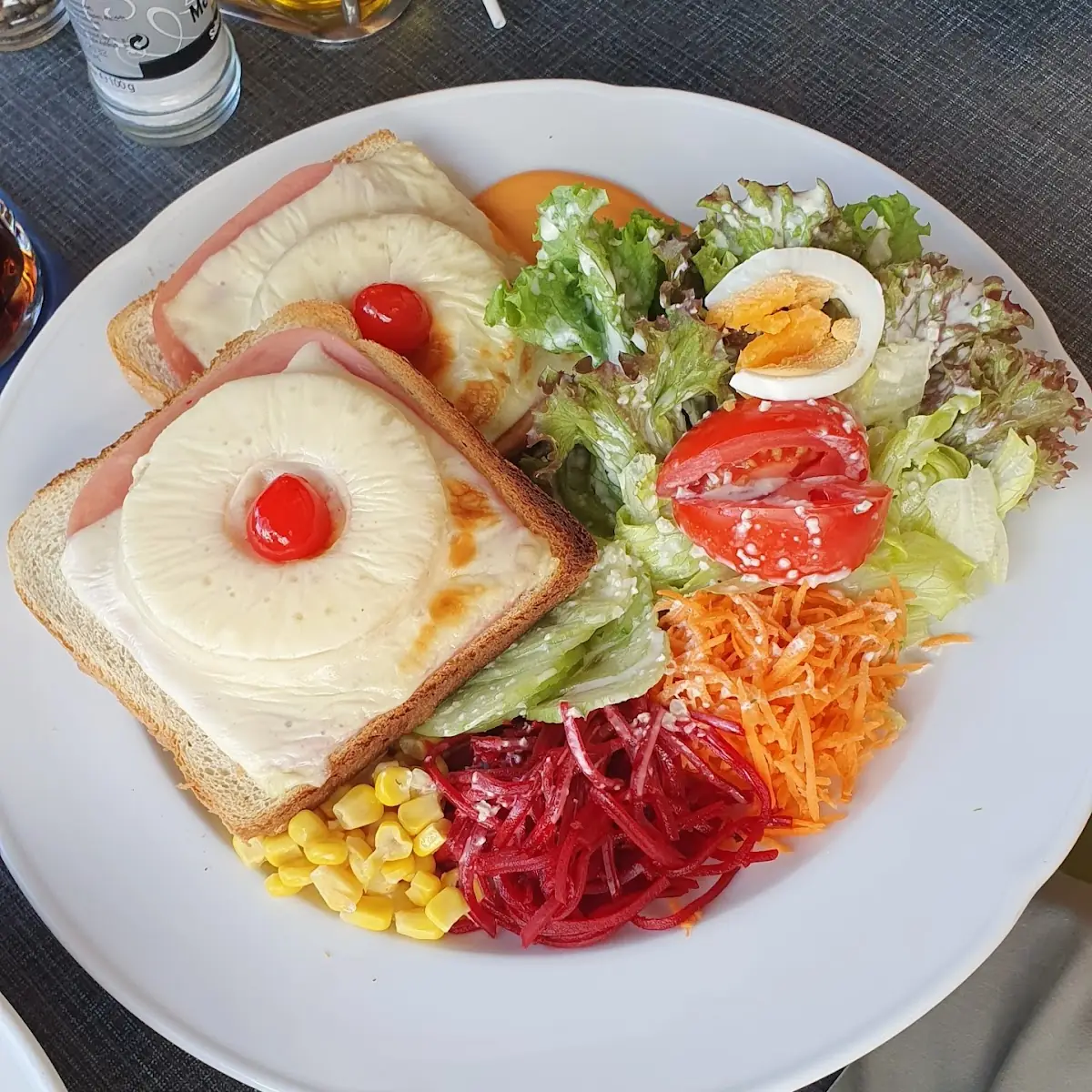 Toast Hawaii