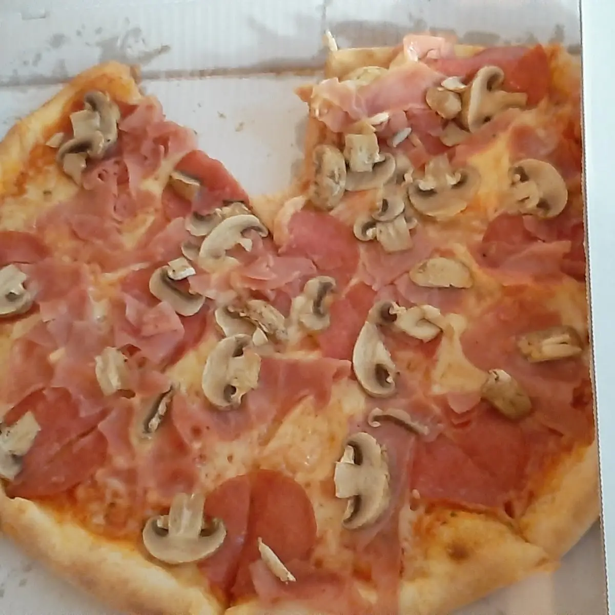 Pizza Diavolo Scharf 33cm