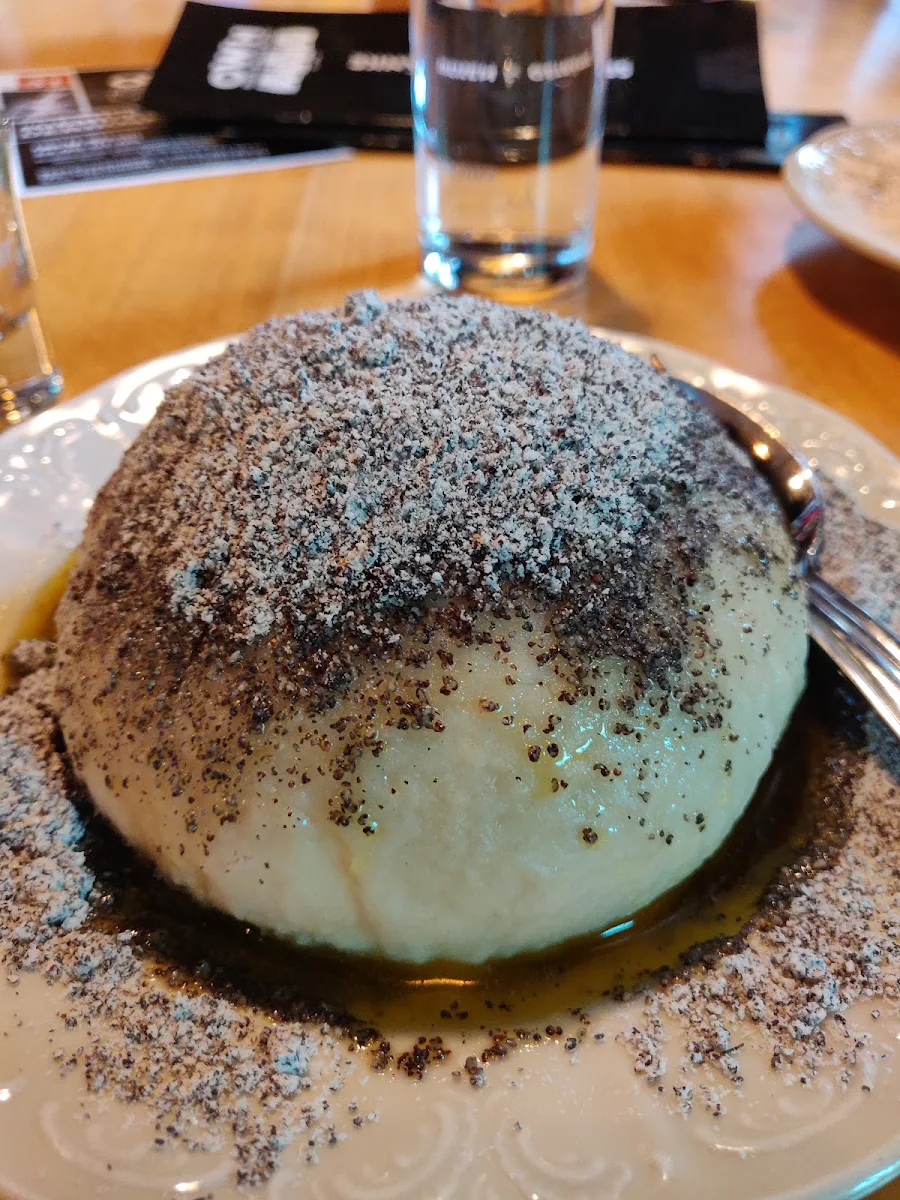 Germknödel Mit Vanillesauce Und Mohn