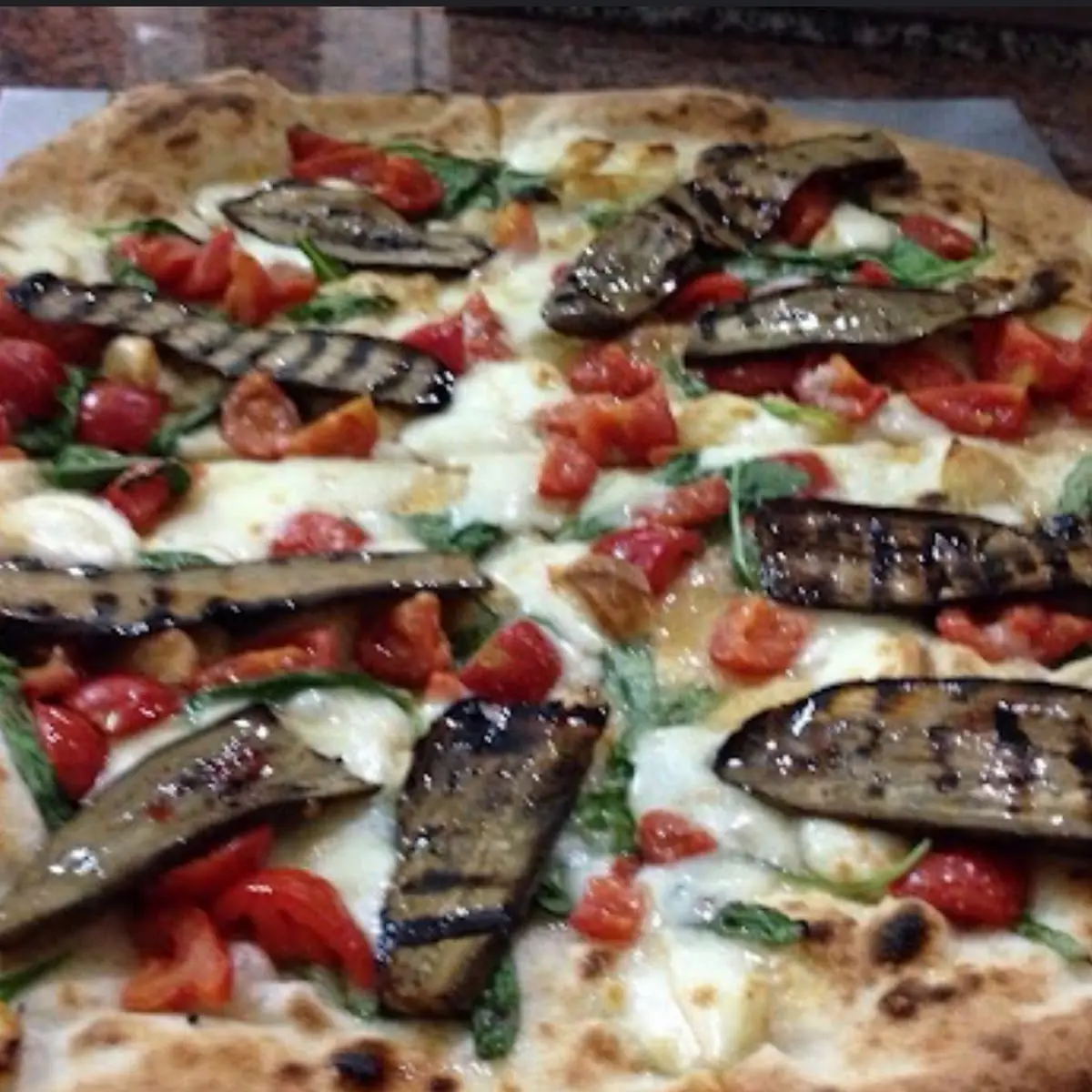 Pizza Melanzani