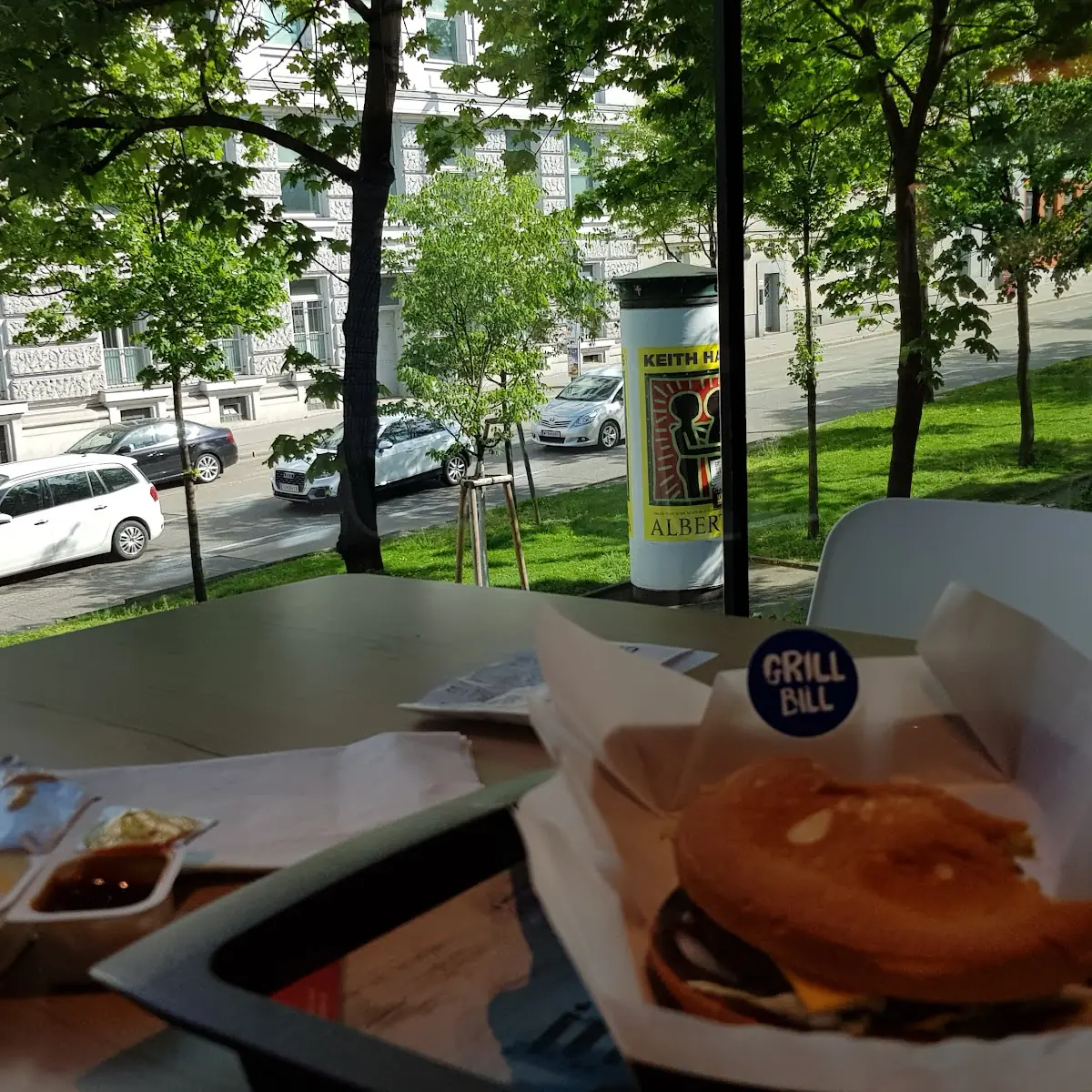 Chilli-Cheese Burger