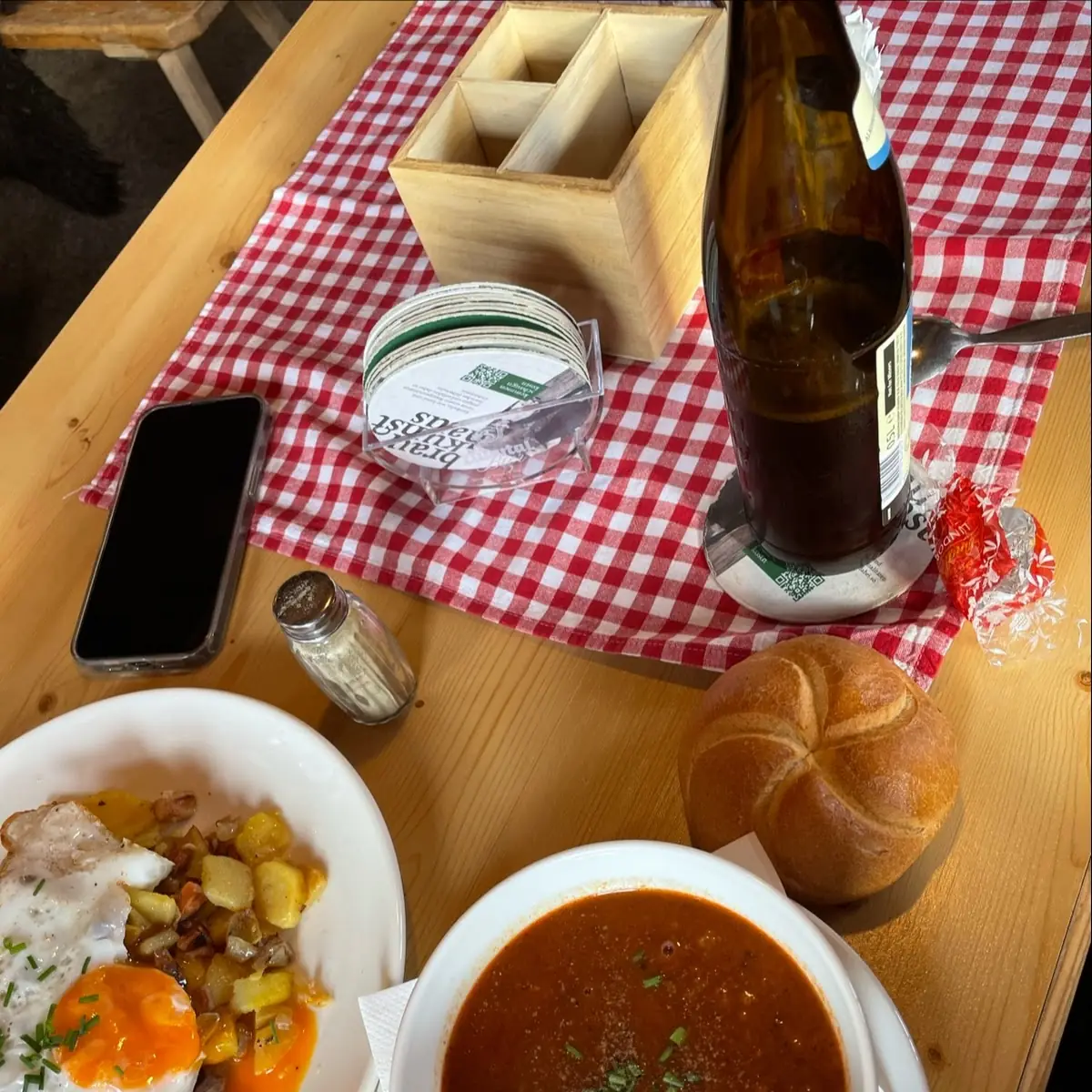 Gulaschsuppe Und Gröschtl