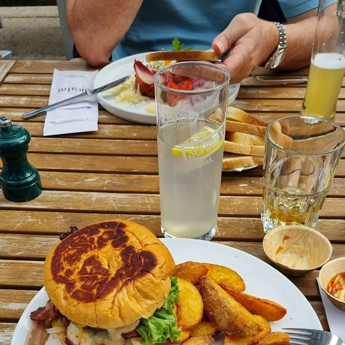 Alm-burger