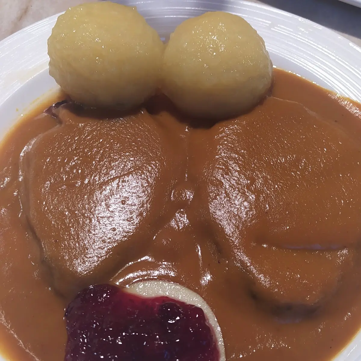 Rindsbraten Mit Waldviertler Knödel