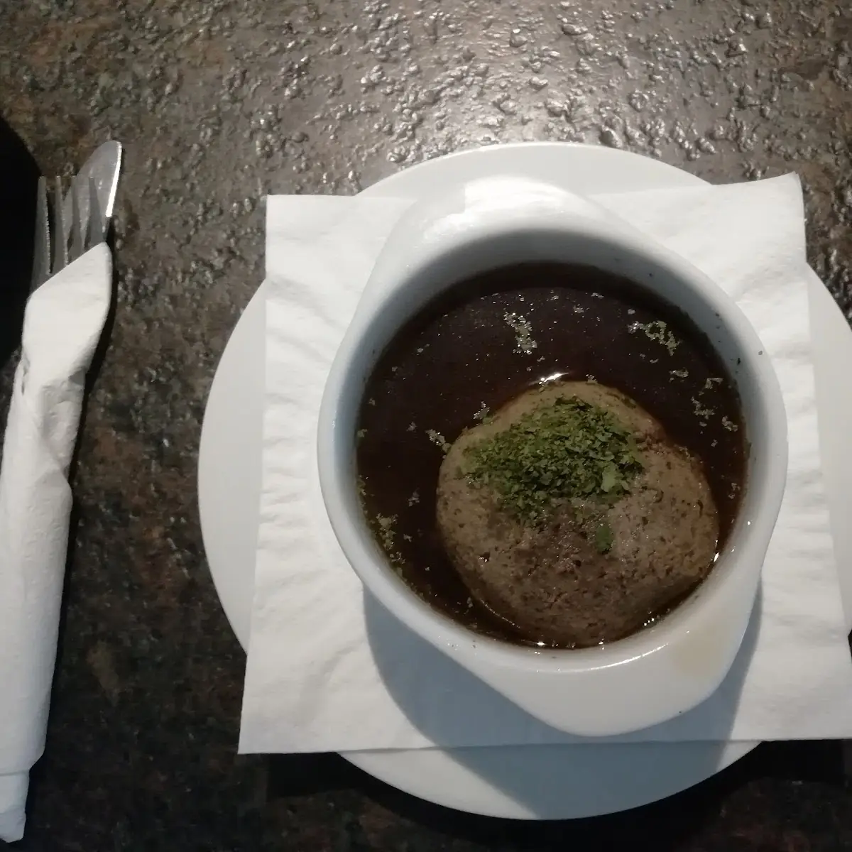 Leberknödelsuppe