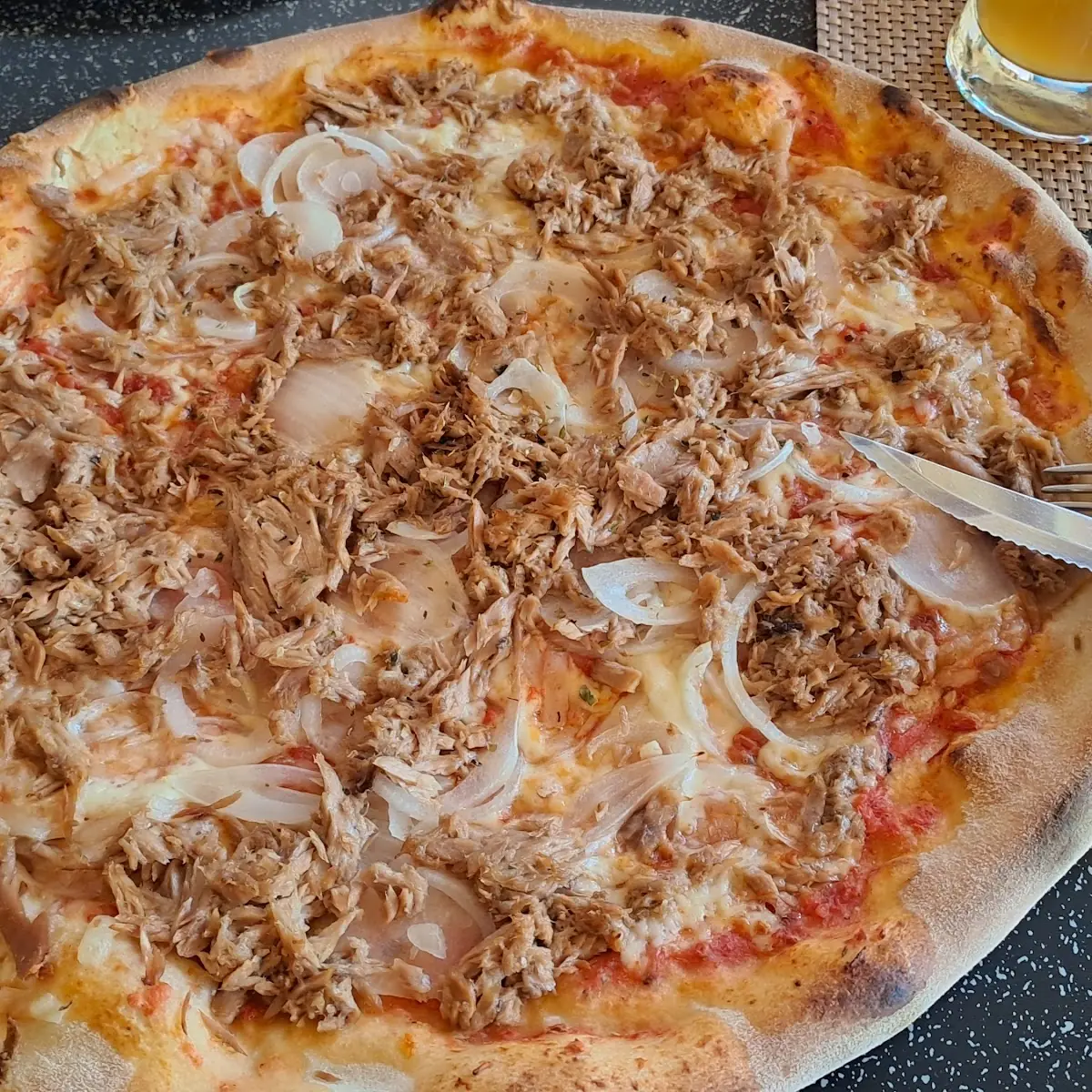 Pizza Tonno E Cipolle