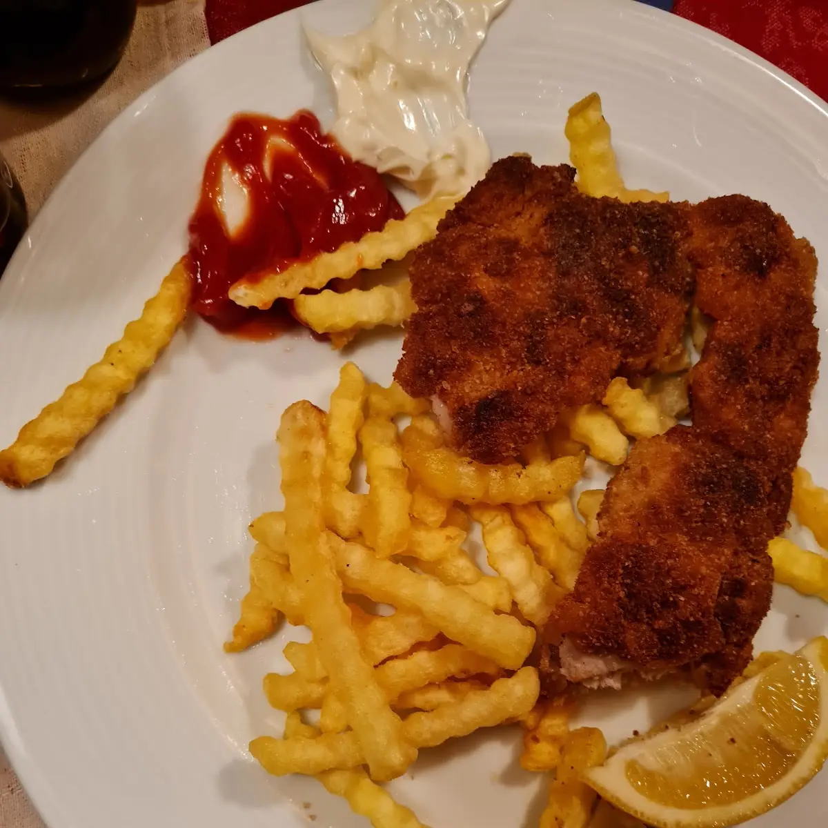 Schnitzel Mit Pommes