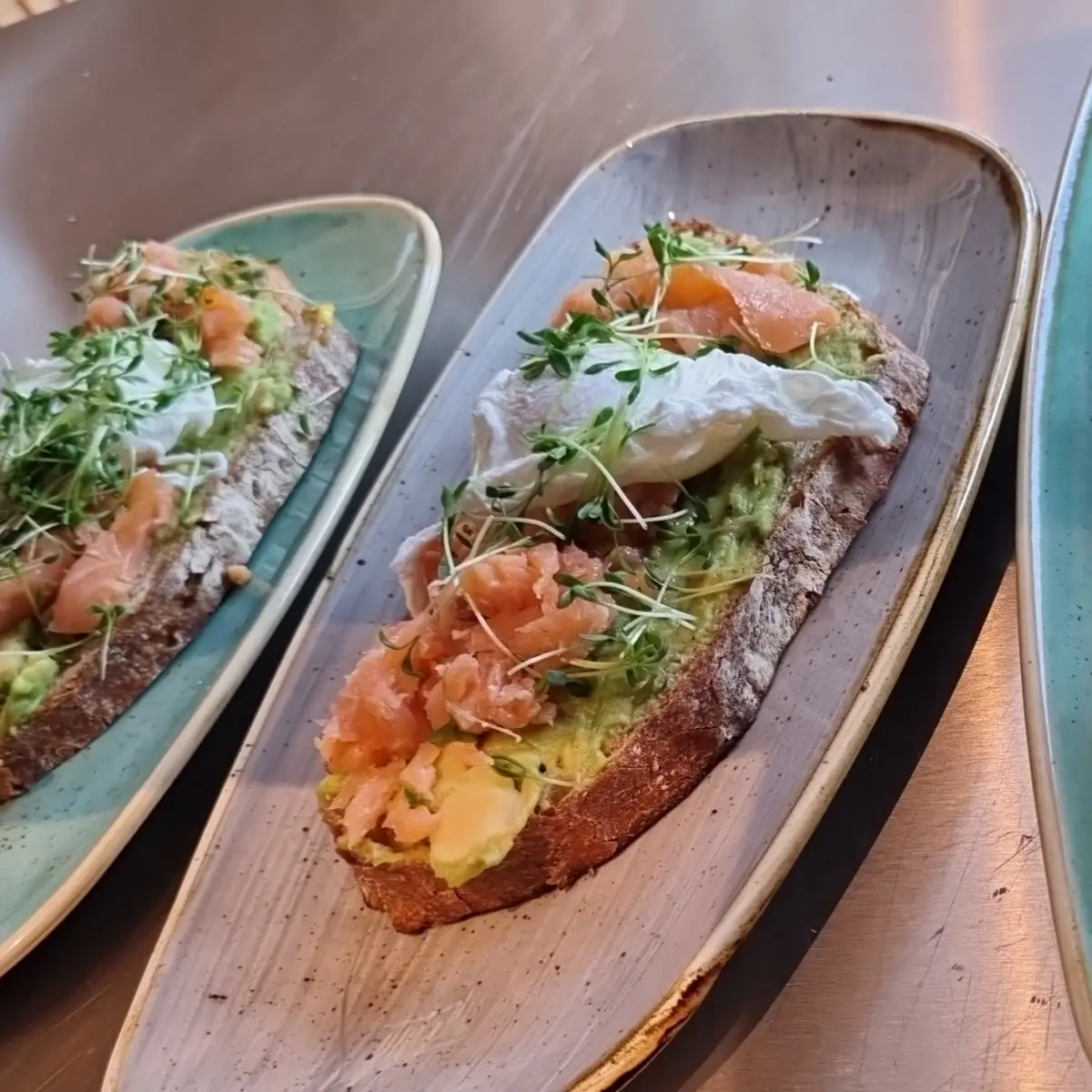 Avocado Toast Lachs