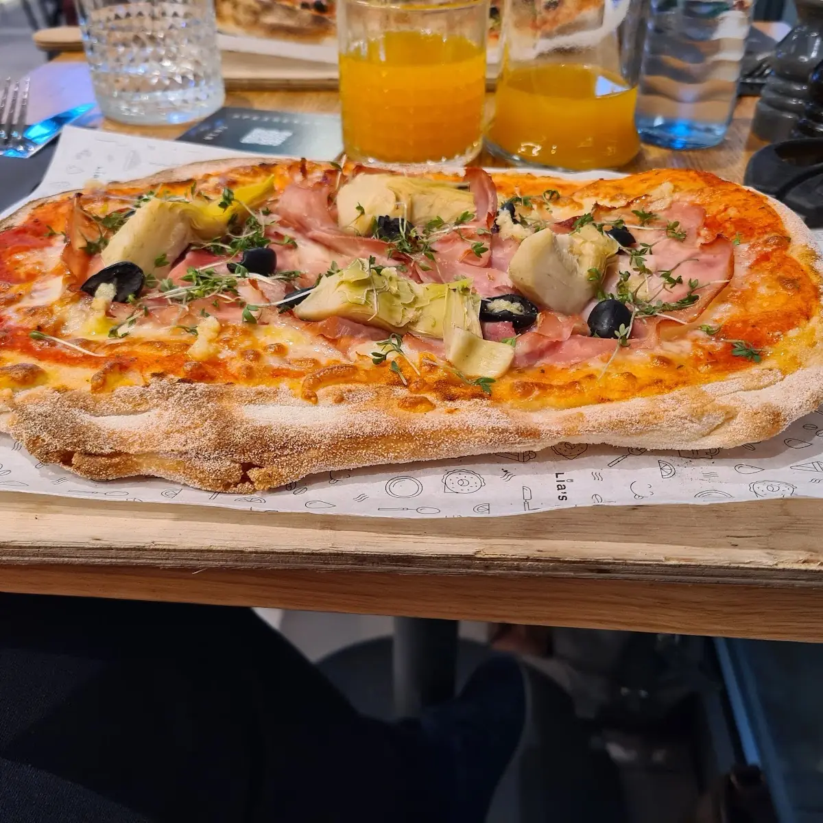 Pinsa Tuna