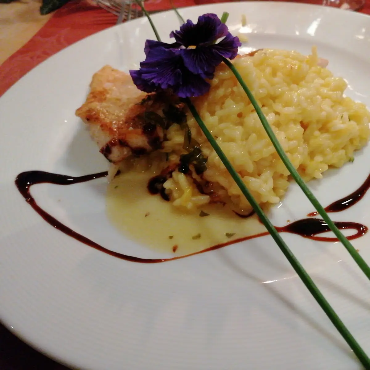 Gebratener Wolfsbarsch Auf Risotto