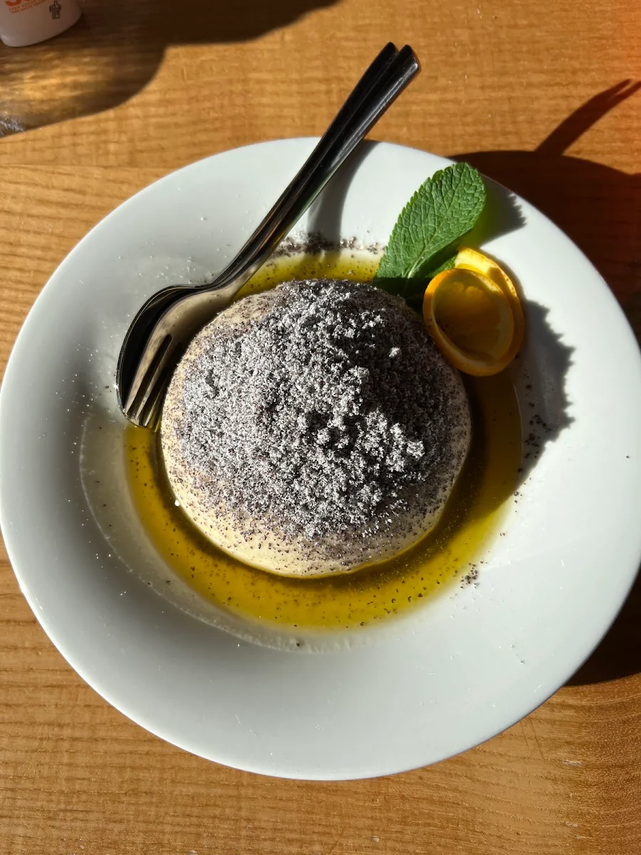 Germknödel Mit Butter Und Mohn