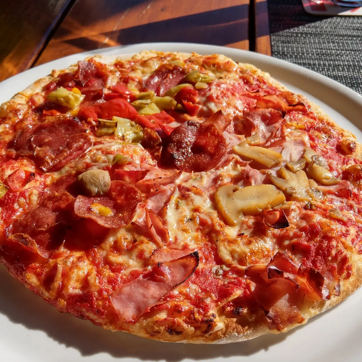 Hauspizza