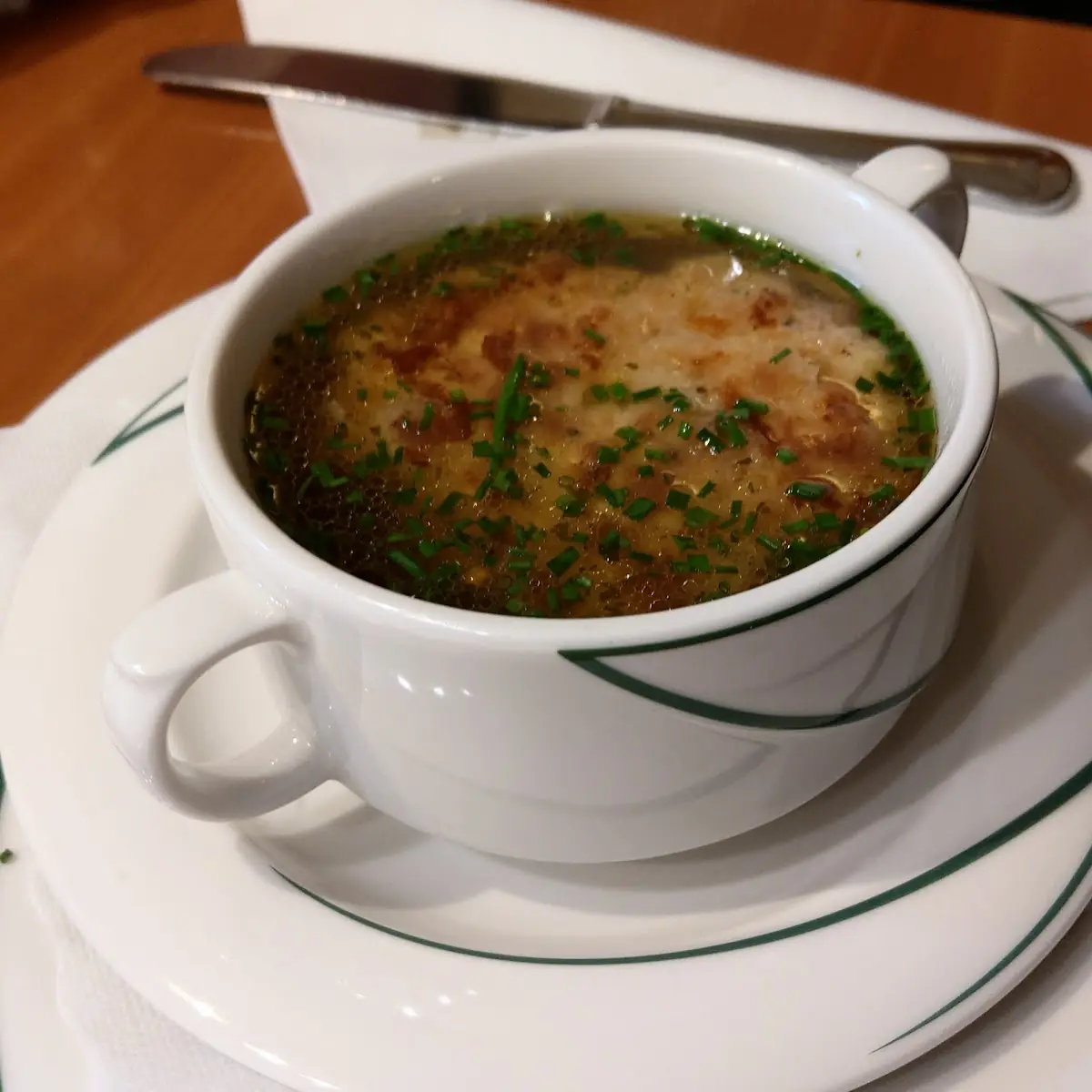 Kaspressknödelsuppe