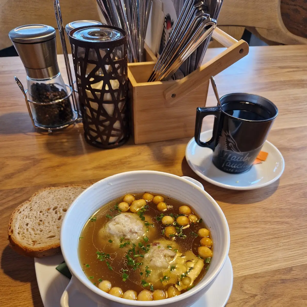Speckknödelsuppe