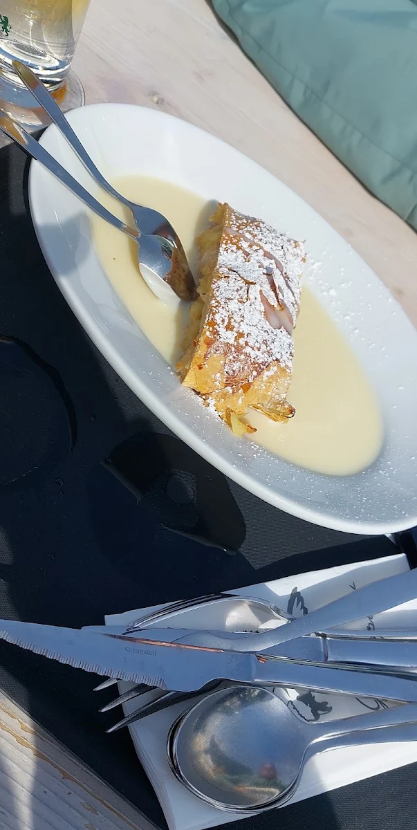 Apfelstrudel