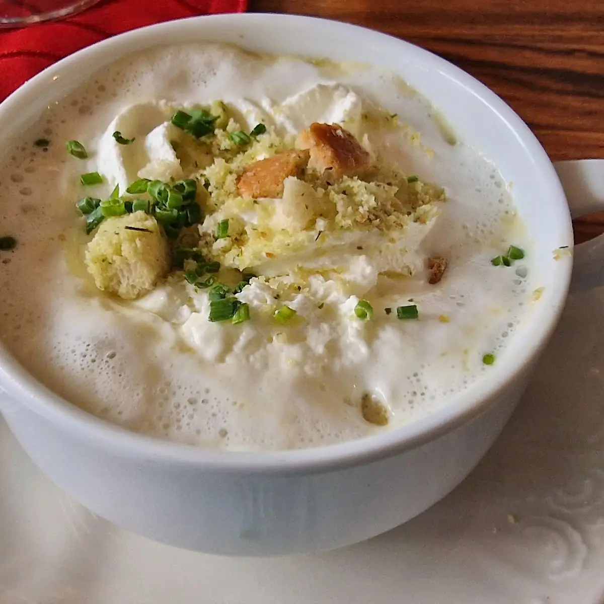 Knoblauchcremesuppe