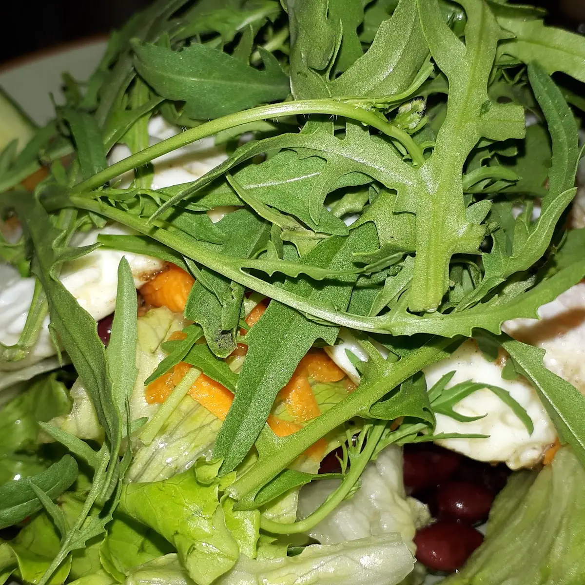 Ruccola Salat Mit 2 Spiegeleiern
