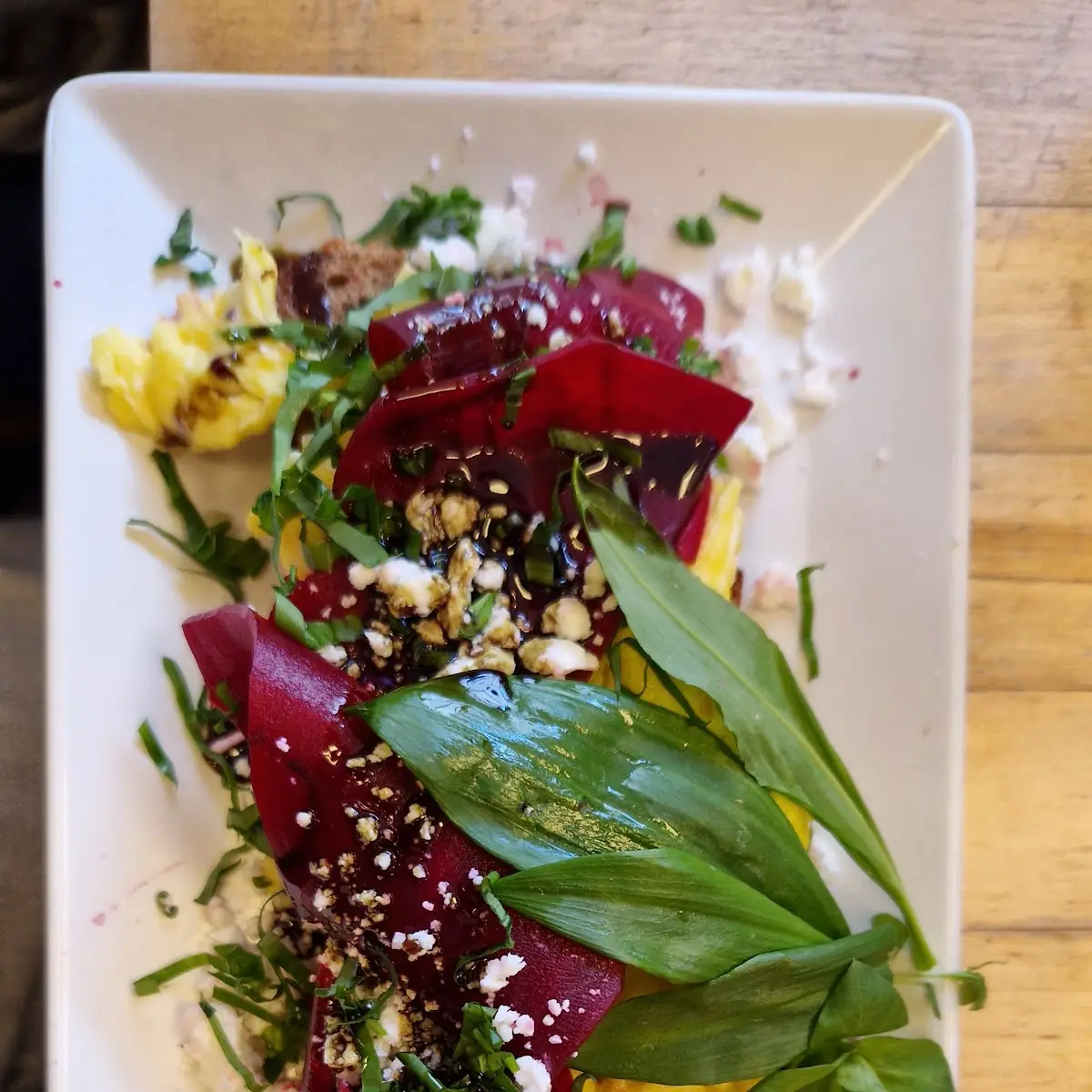 Eierspeisbrot Mit Roter Rübe