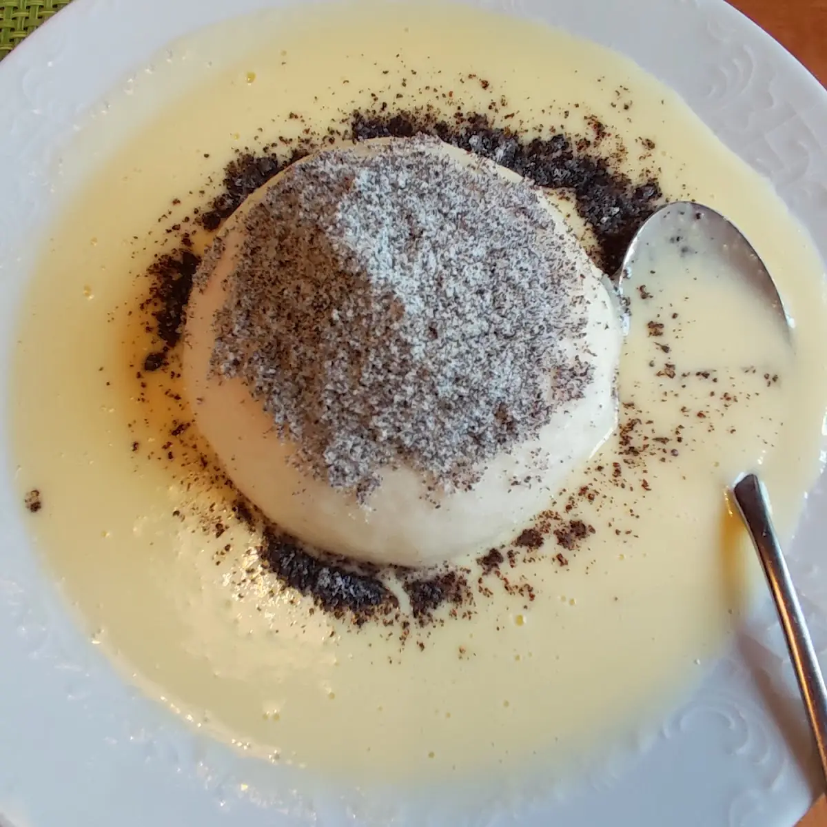 Germknödel Mit Vanillesoße Und Zuckermohn