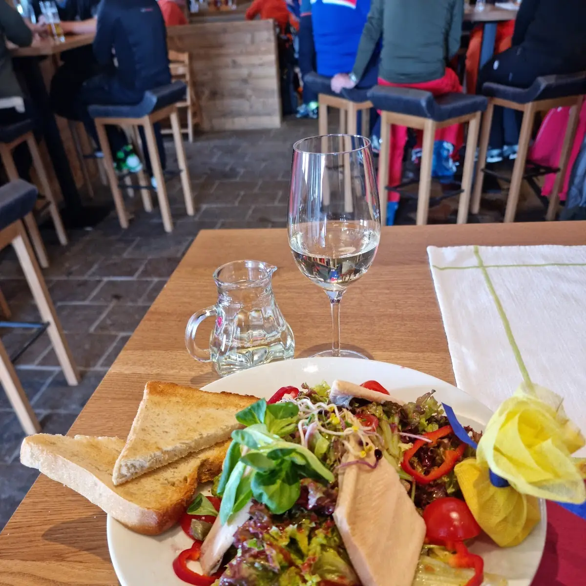 Blattsalate Mit Forellenfilet