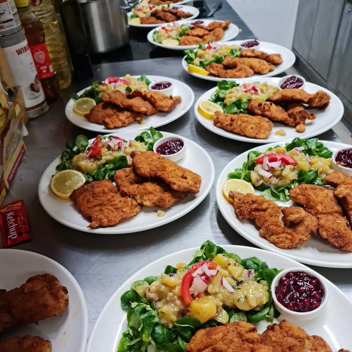 Backhendl Mit Kartoffelsalat