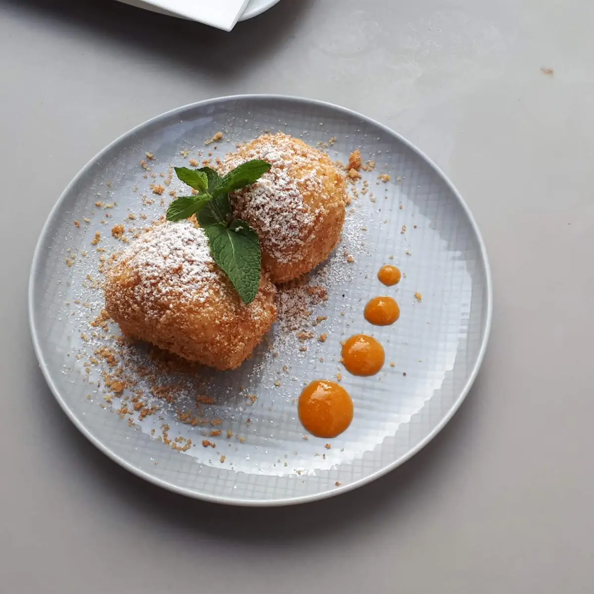 Erdbeer-topfenknödel