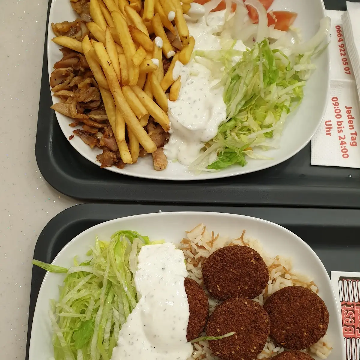 Falafel Teller Und Kebap Teller