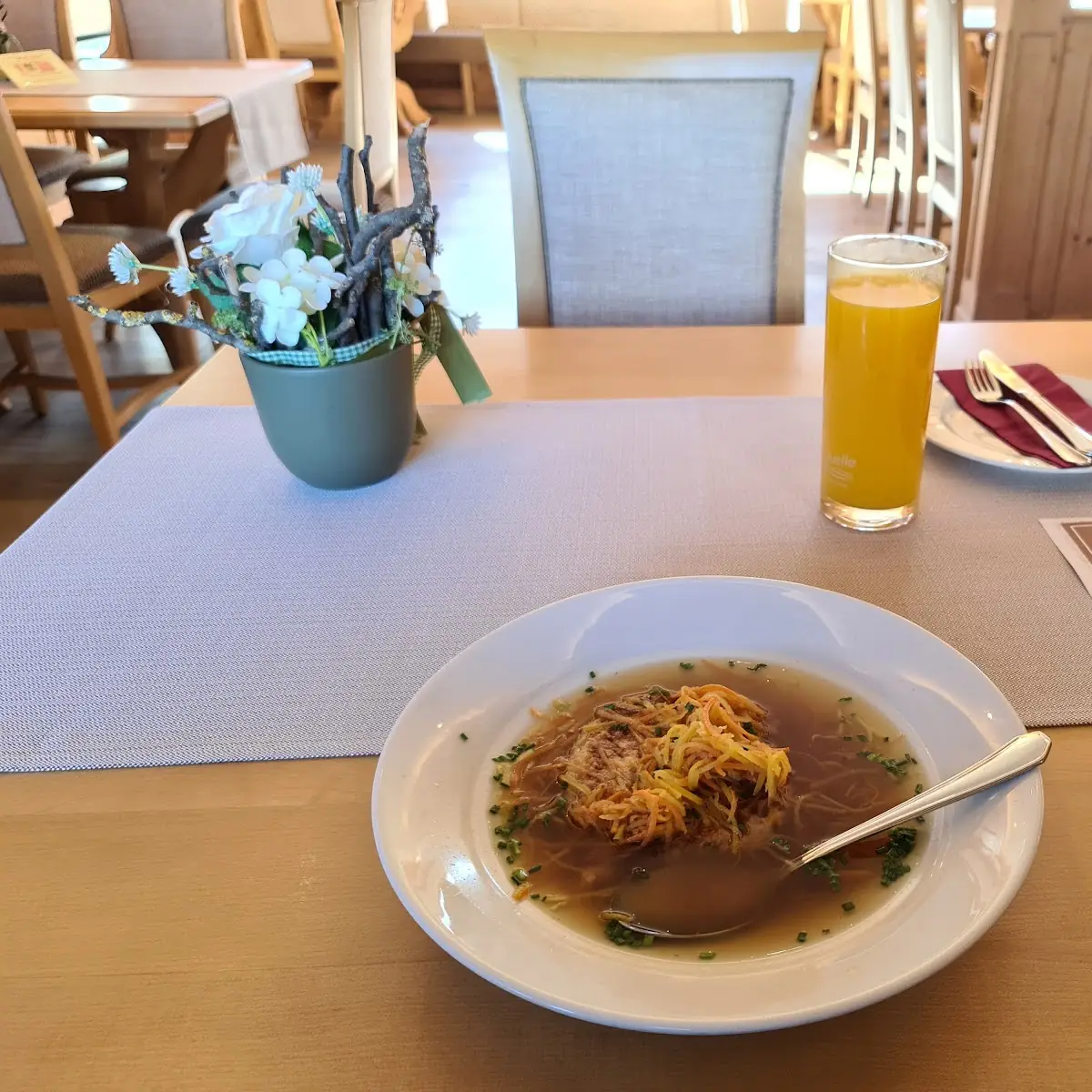 Kaspressknödel Suppe