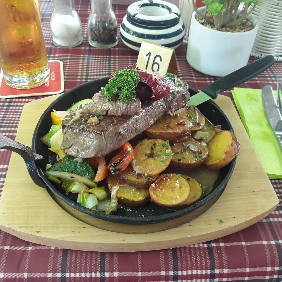 Filetto Con Verdure Mediterranee