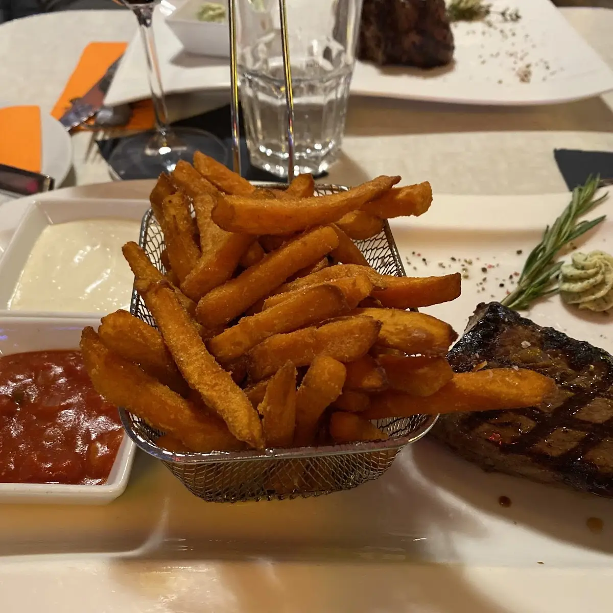 Süßkartoffel Pommes Frites