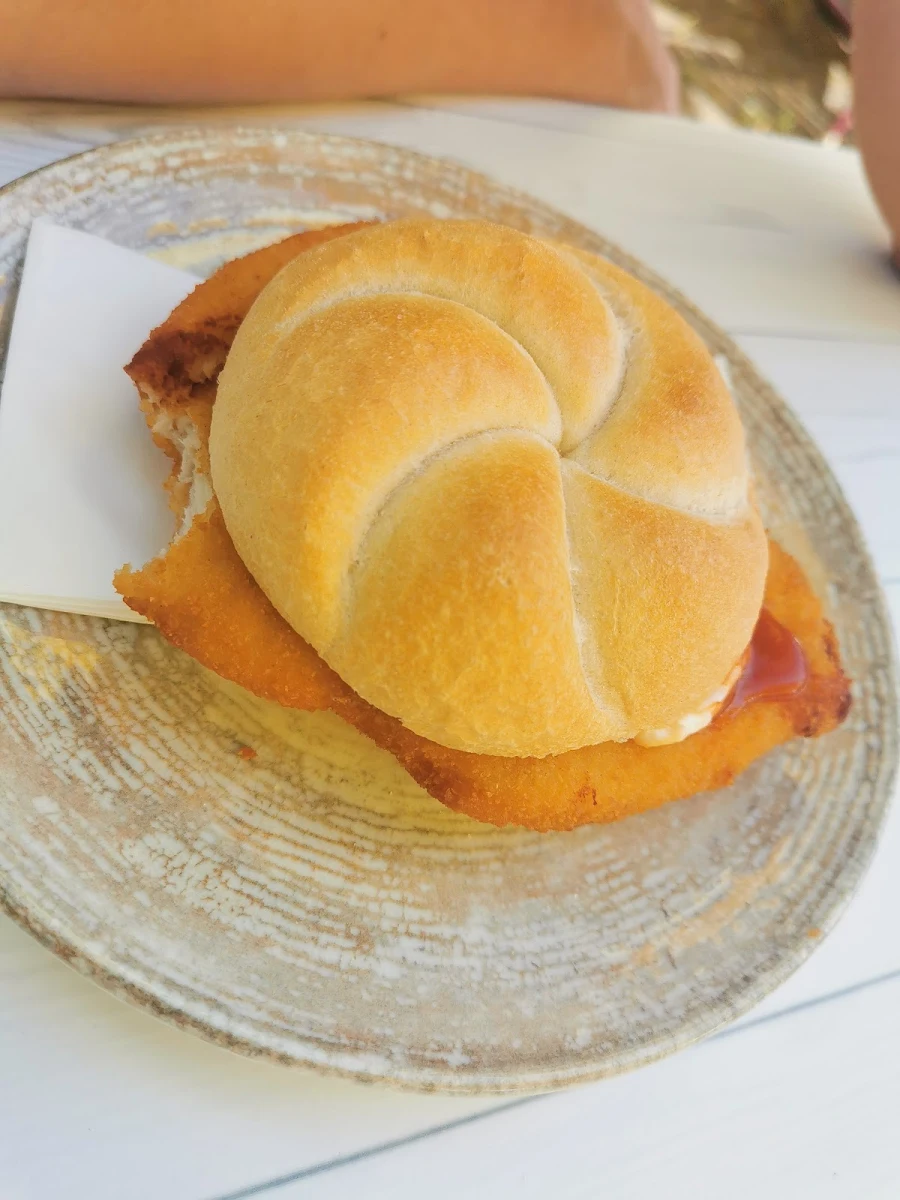 Hühnerschnitzelsemmel