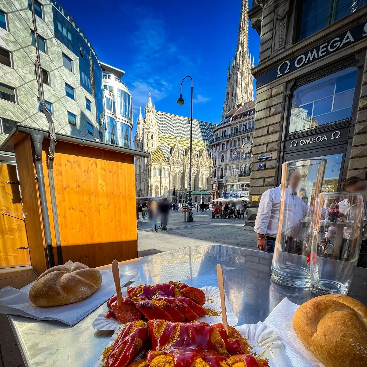 Currywurst Mit Gebäck