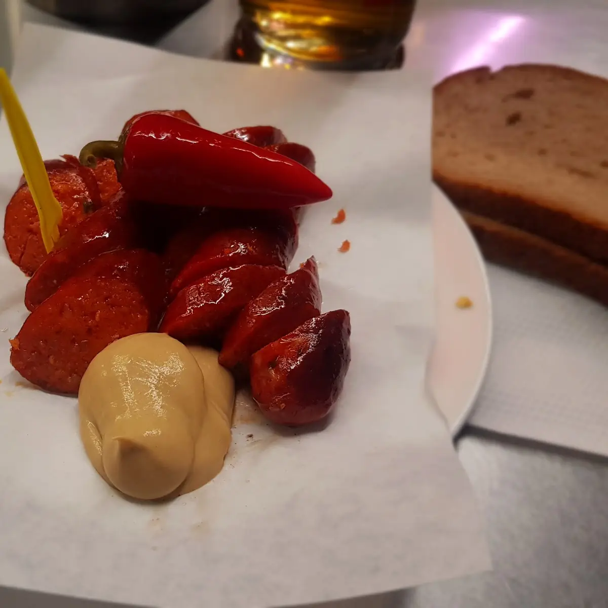 Wienner Wurstel With Halapenos And Mustard