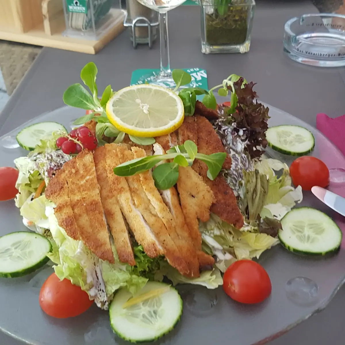 Backhendelsalat