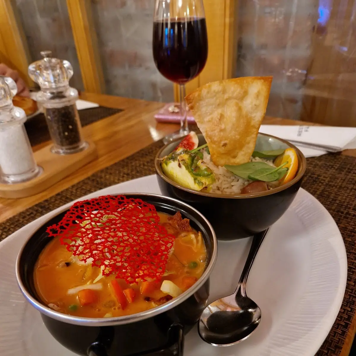 Thai Curry Mit Gemüse Huhn Und Reis