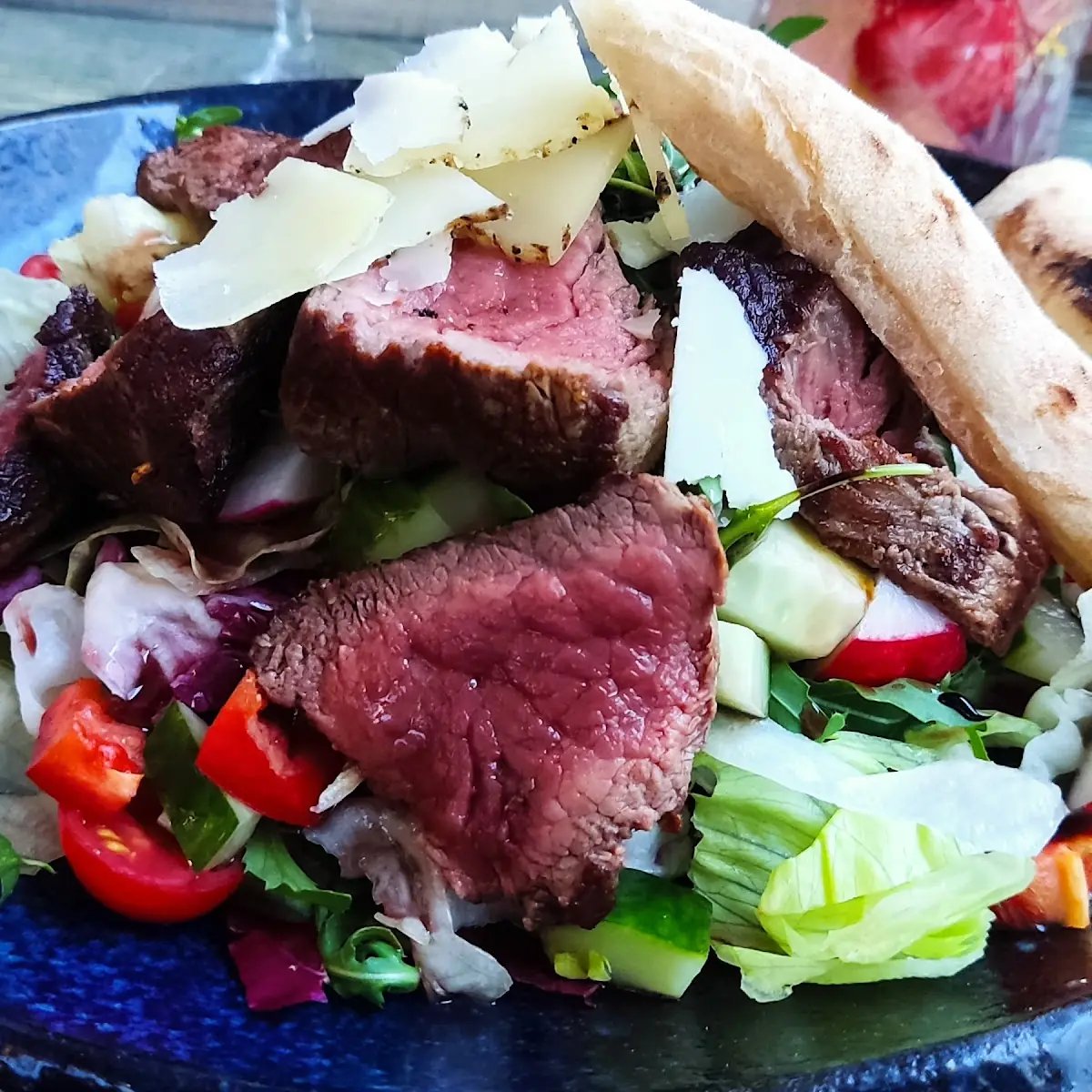 Steak-salat