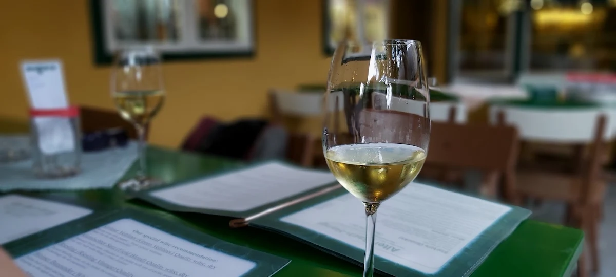 Rheinriesling Dry White Wine