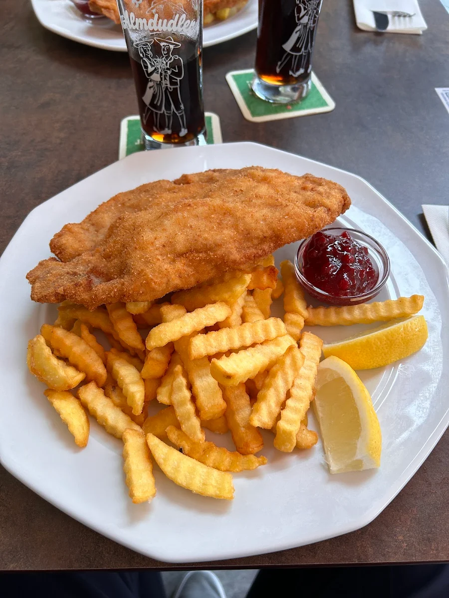 Schnitzel Wiener Art Mit Kartoffeln
