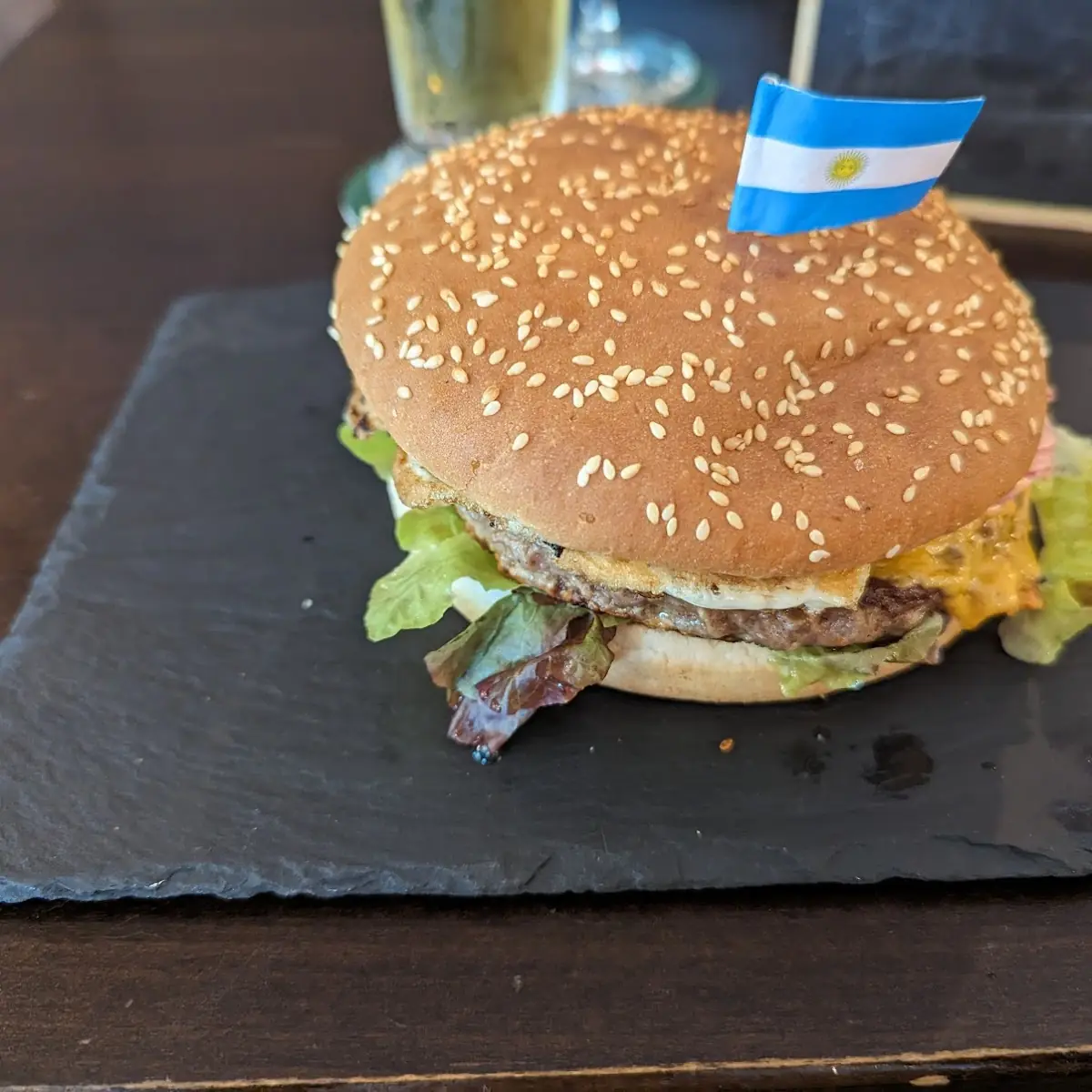 Dess- ISS Burger Spezial