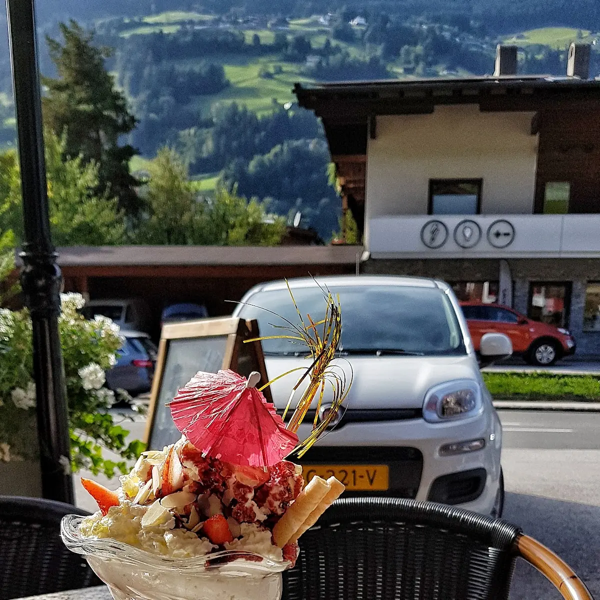 Hausbecher