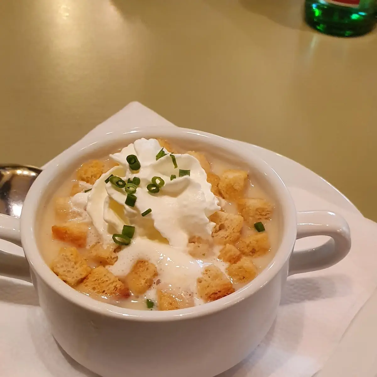 Knoblauchcremesuppe