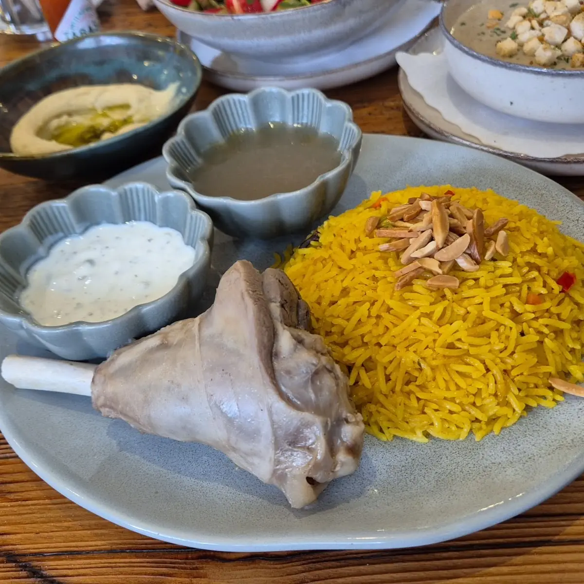غوزي لحم