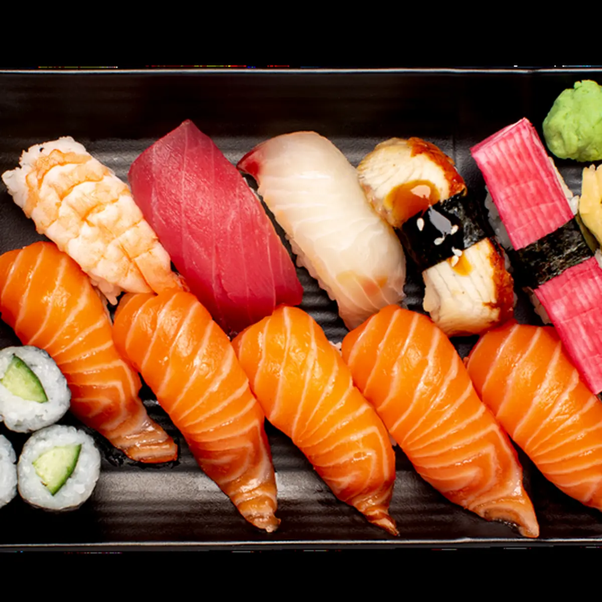 Deluxe Sushi Set