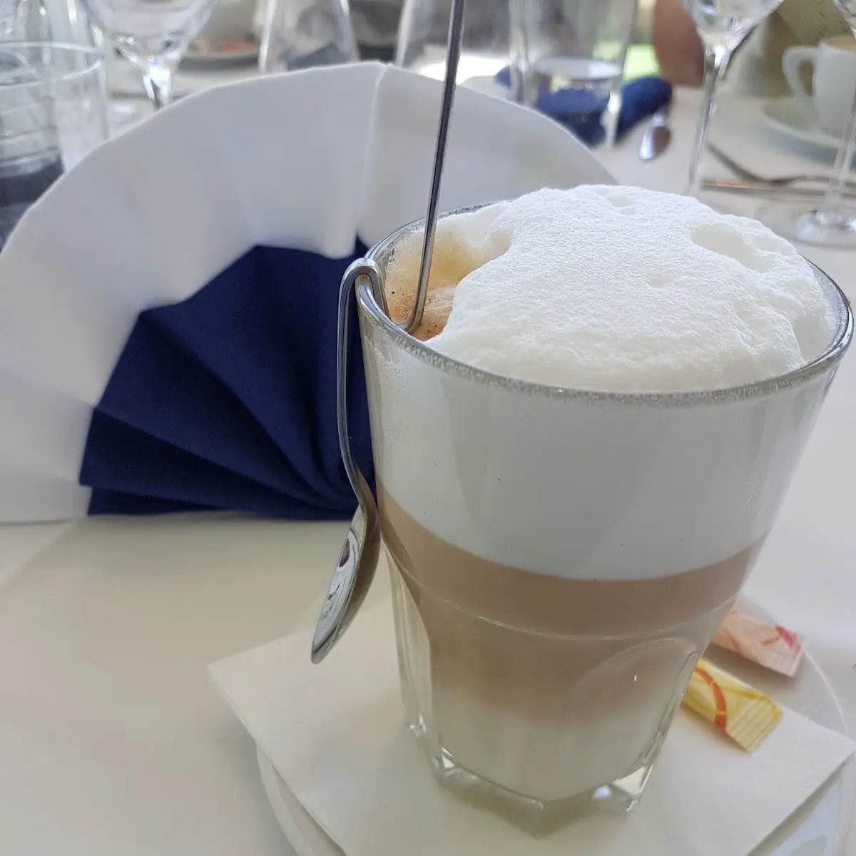 Café Latte, Skyline Lounge Restaurant Kahlenberg