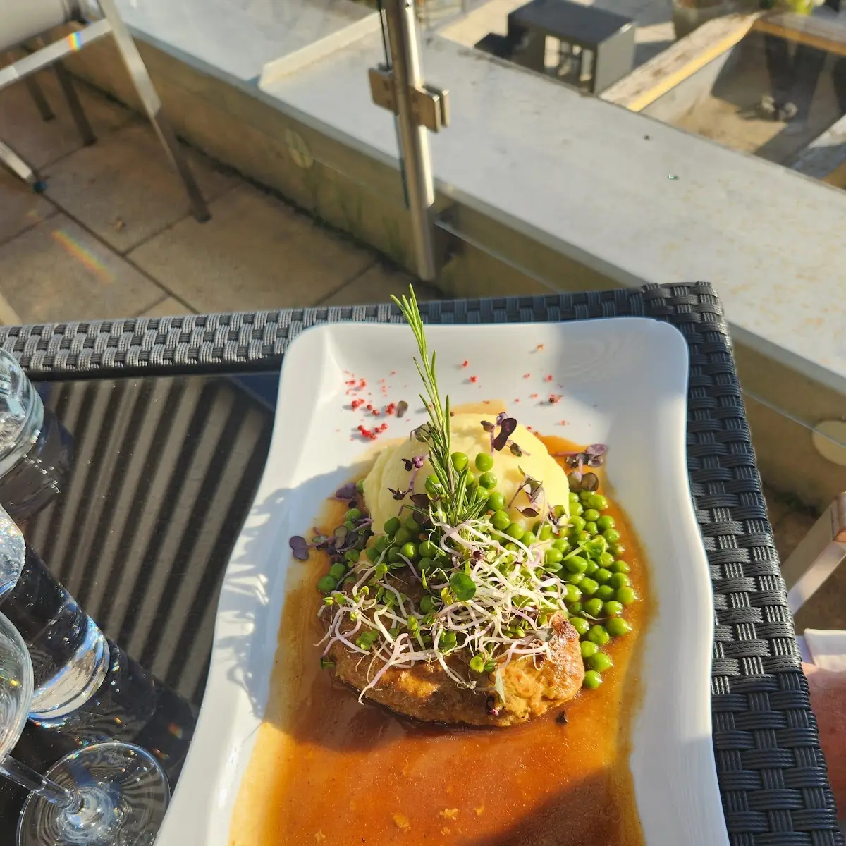 Kalbsbutterschnitzel, Skyline Lounge Restaurant Kahlenberg