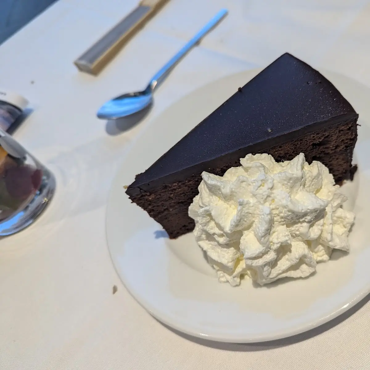 Sachertorte, Skyline Lounge Restaurant Kahlenberg
