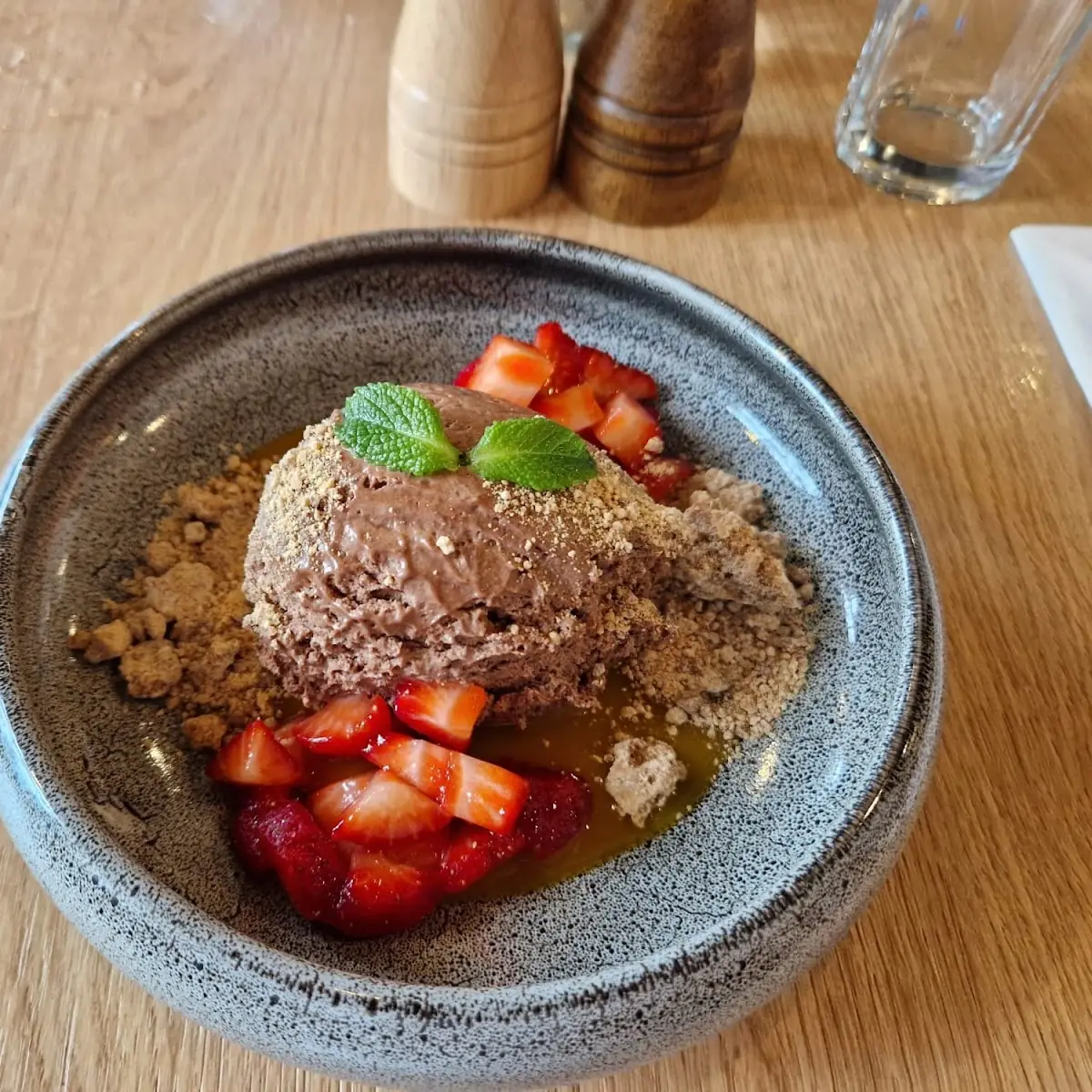 Mousse Au Chocolat Aus Belgian Chocolate