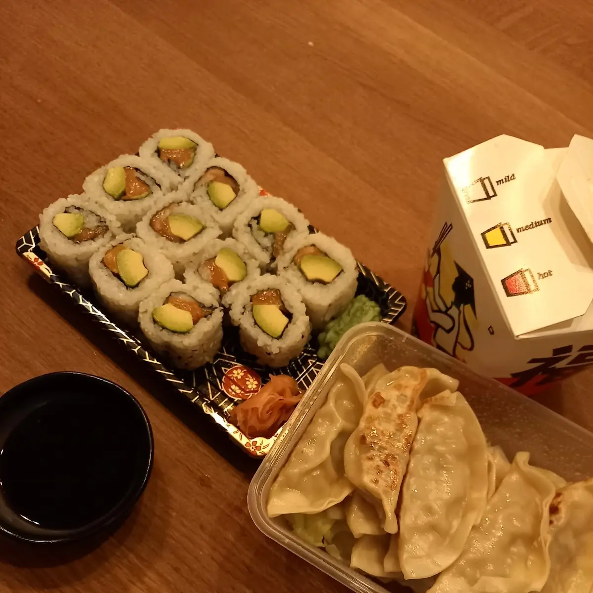 Avocado Maki (12 Stück)